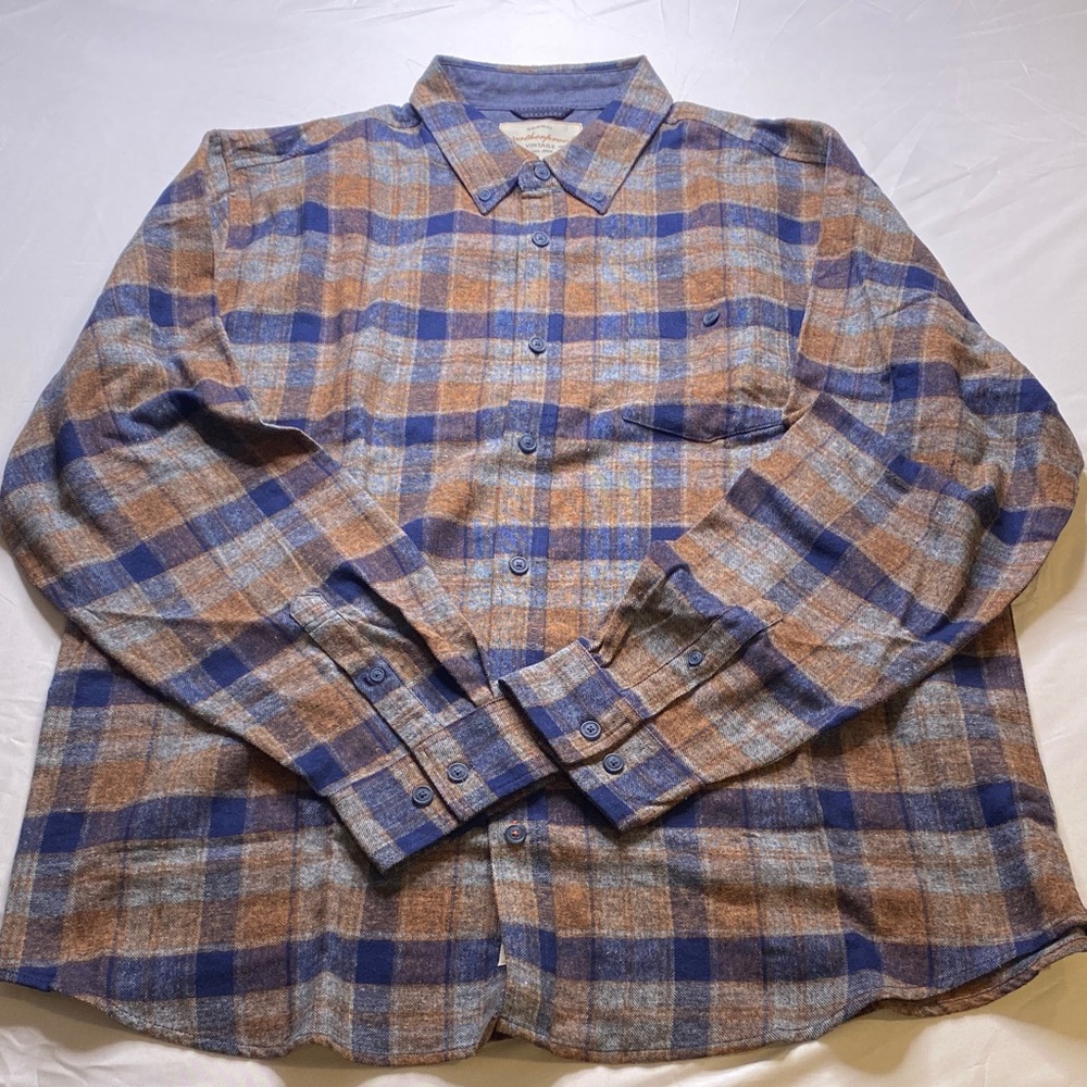 Men's Casual Button Down Shirt - Brown Plaid